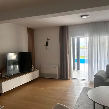 Villa Dora *